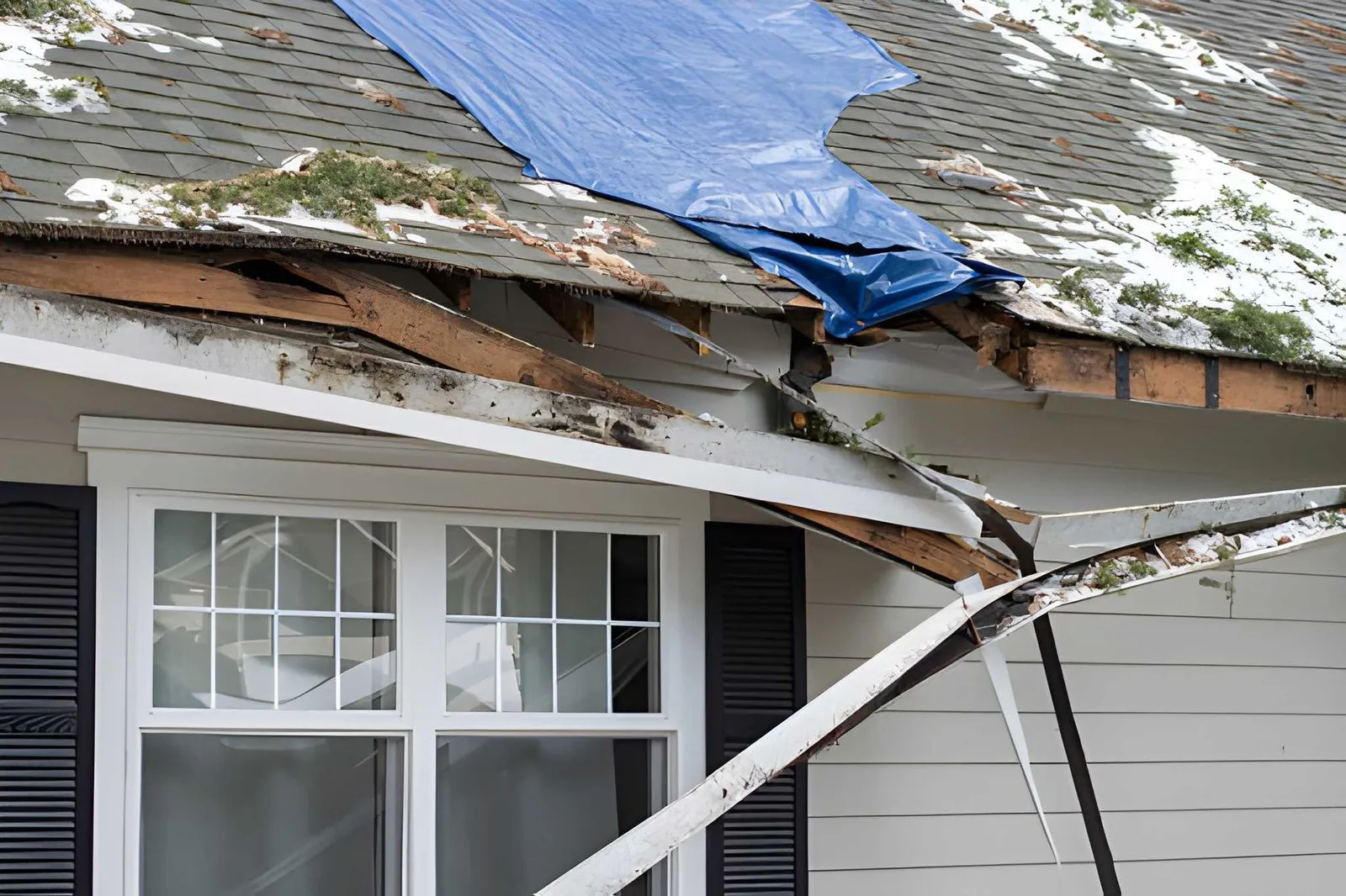 storm damage roofing Akron OH