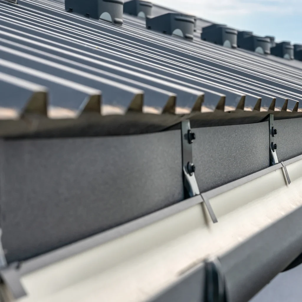 Gutter services in Stow OH