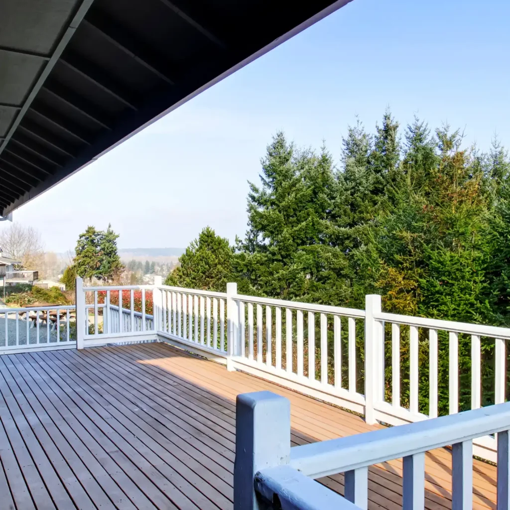 Deck services in Stow OH